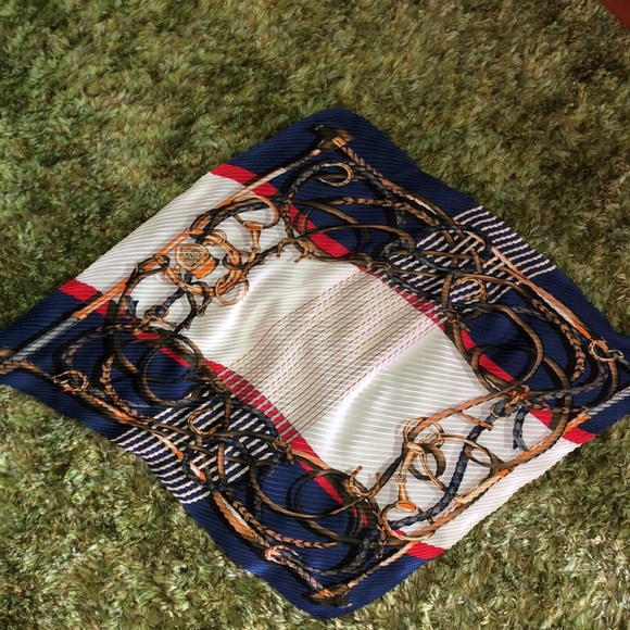 NWT! - Equestrian Horse Tack Print Pleated Scarf - Picture 1 of 5
